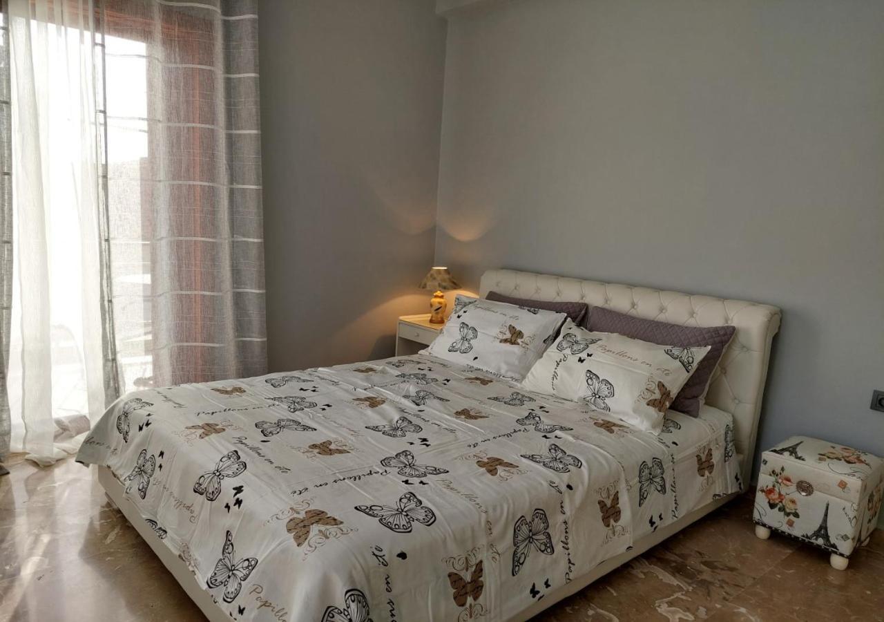 Marina'S Apartments Лоутраки Экстерьер фото